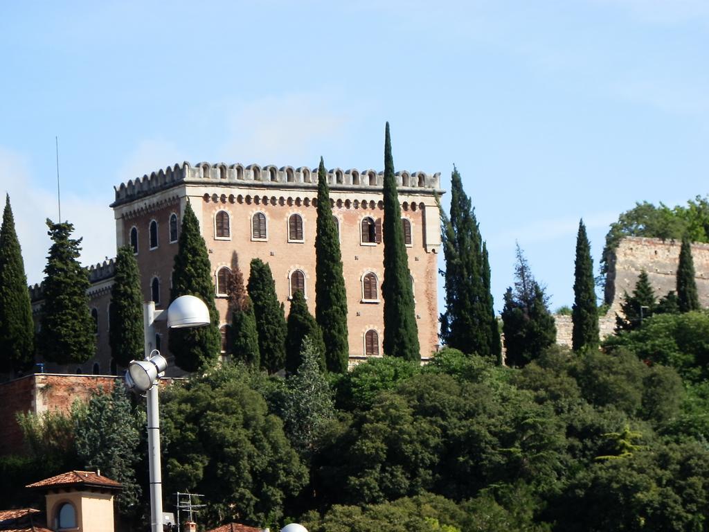 Appartamento Tosca Verona Exterior foto